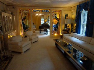 Graceland - living room